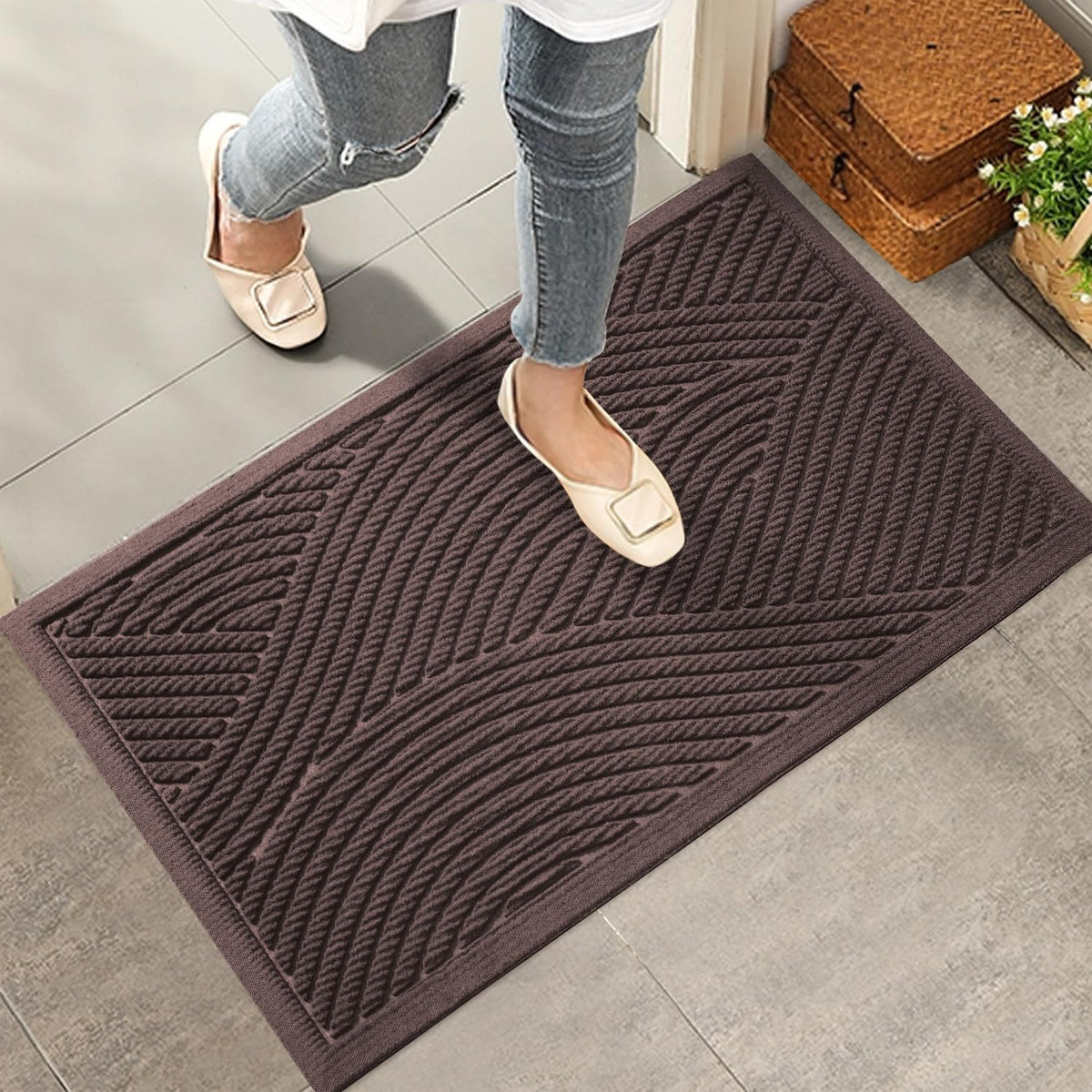 HIYARD Sturdy Front Door Mat, Absorbent Muddy Dirt Resist Welcome Door Mats Outdoor Indoor, Stain and Fade Resistant, Non-Slip Backing Entry Mat Low Profile Doormat for Entryway, 36×24, Beige