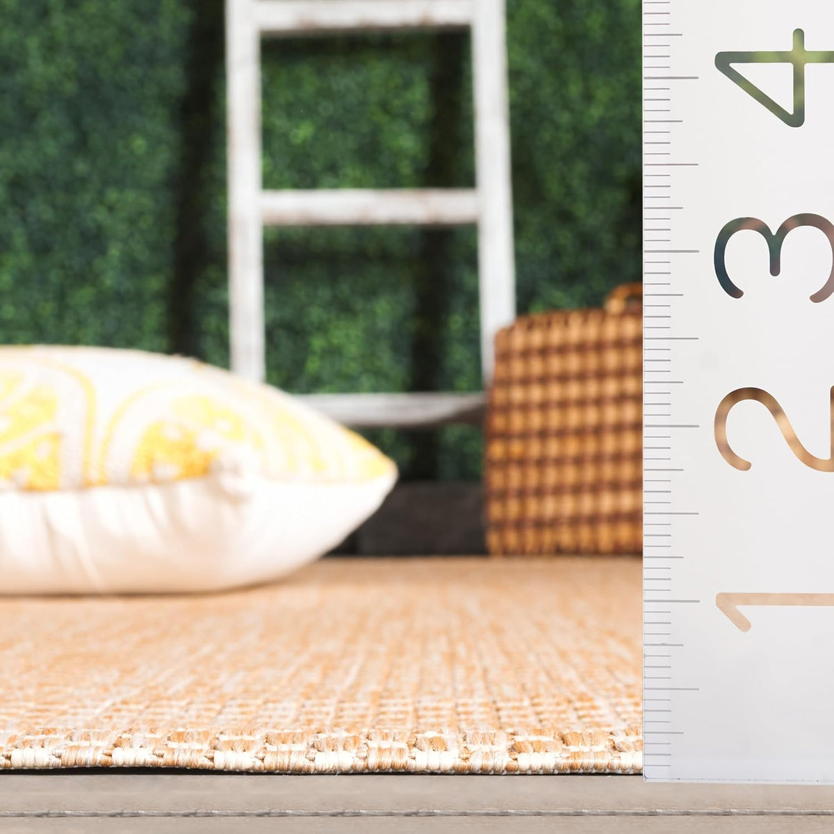 SAFAVIEH Washable Rug Outdoor Courtyard Collection - 8' x 10', Natural & Cream, Non-Shedding & Easy Cleaning, Ideal for Patio, Backyard, Mudroom, DIning Space (CY8521-03012)
