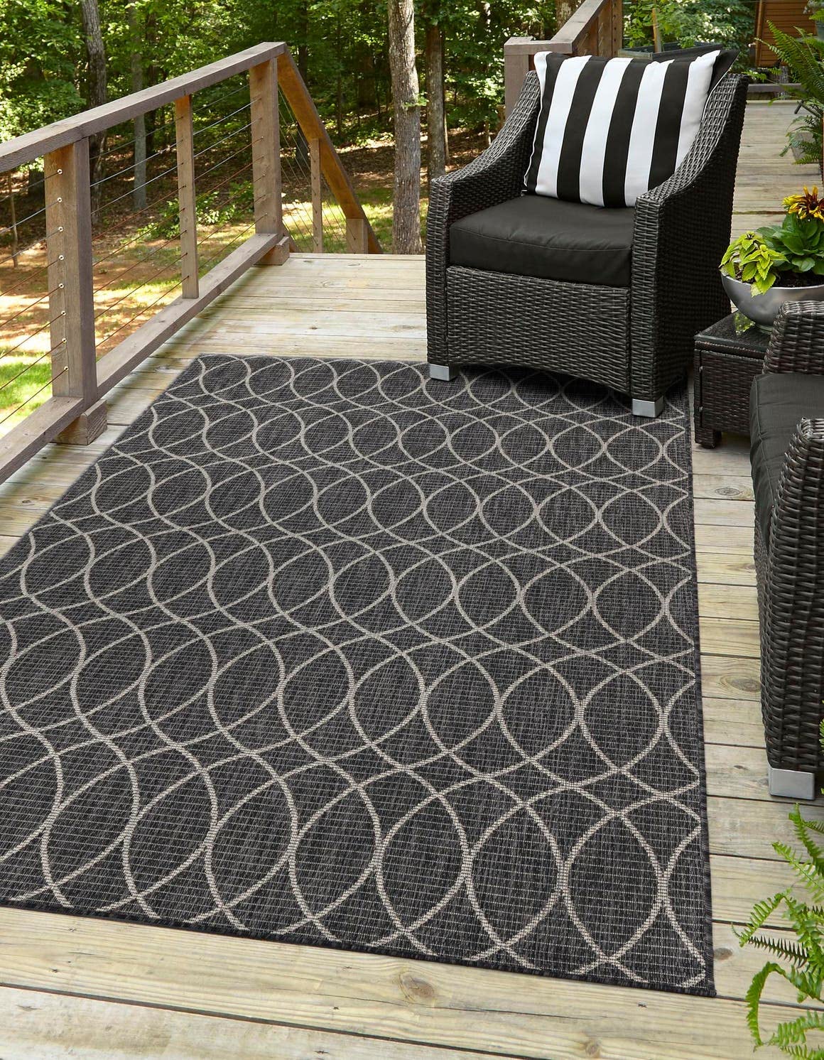 Unique Loom Outdoor Trellis Collection Area Rug - Gitter (10' x 14' 1" Rectangle, Blue/ Ivory)