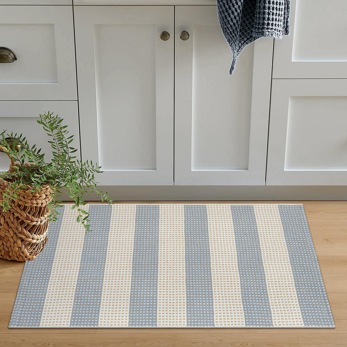 OJIA Washable Area Rug 4'x6', Striped Indoor Outdoor Rugs Patio Camping Rug