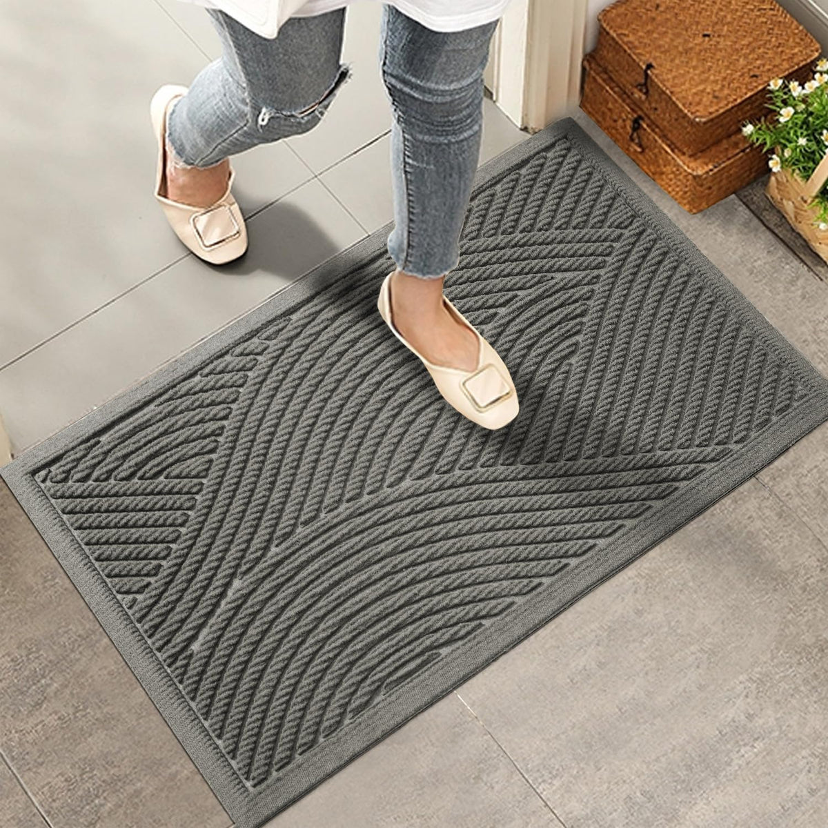 HIYARD Sturdy Front Door Mat, Absorbent Muddy Dirt Resist Welcome Door Mats Outdoor Indoor, Stain and Fade Resistant, Non-Slip Backing Entry Mat Low Profile Doormat for Entryway, 36×24, Beige