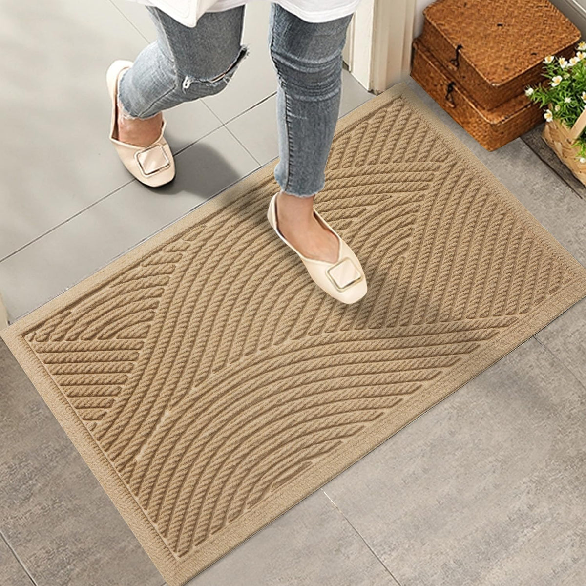 HIYARD Sturdy Front Door Mat, Absorbent Muddy Dirt Resist Welcome Door Mats Outdoor Indoor, Stain and Fade Resistant, Non-Slip Backing Entry Mat Low Profile Doormat for Entryway, 36×24, Beige