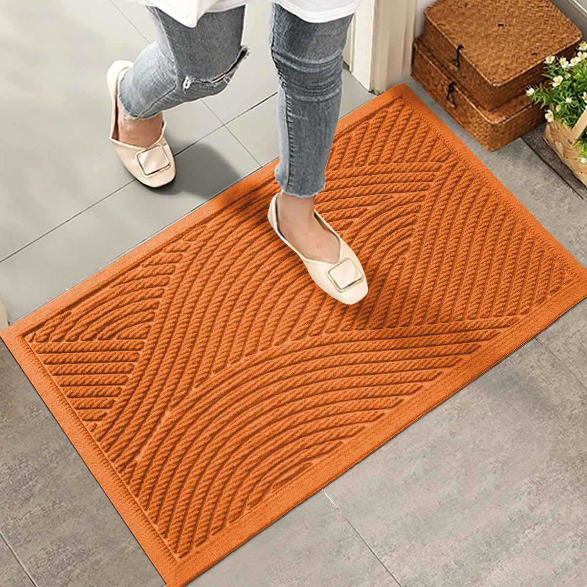HIYARD Sturdy Front Door Mat, Absorbent Muddy Dirt Resist Welcome Door Mats Outdoor Indoor, Stain and Fade Resistant, Non-Slip Backing Entry Mat Low Profile Doormat for Entryway, 36×24, Beige