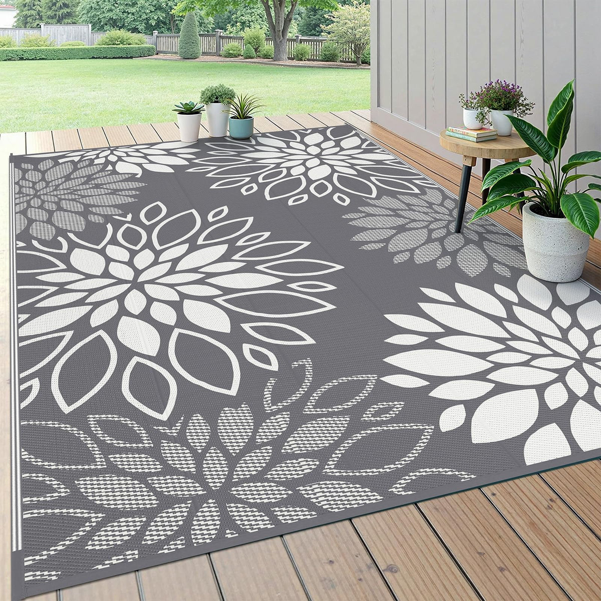 HEBE Waterproof Outdoor Rug 5'x8', Geometric Reversible Plastic Patio Rug