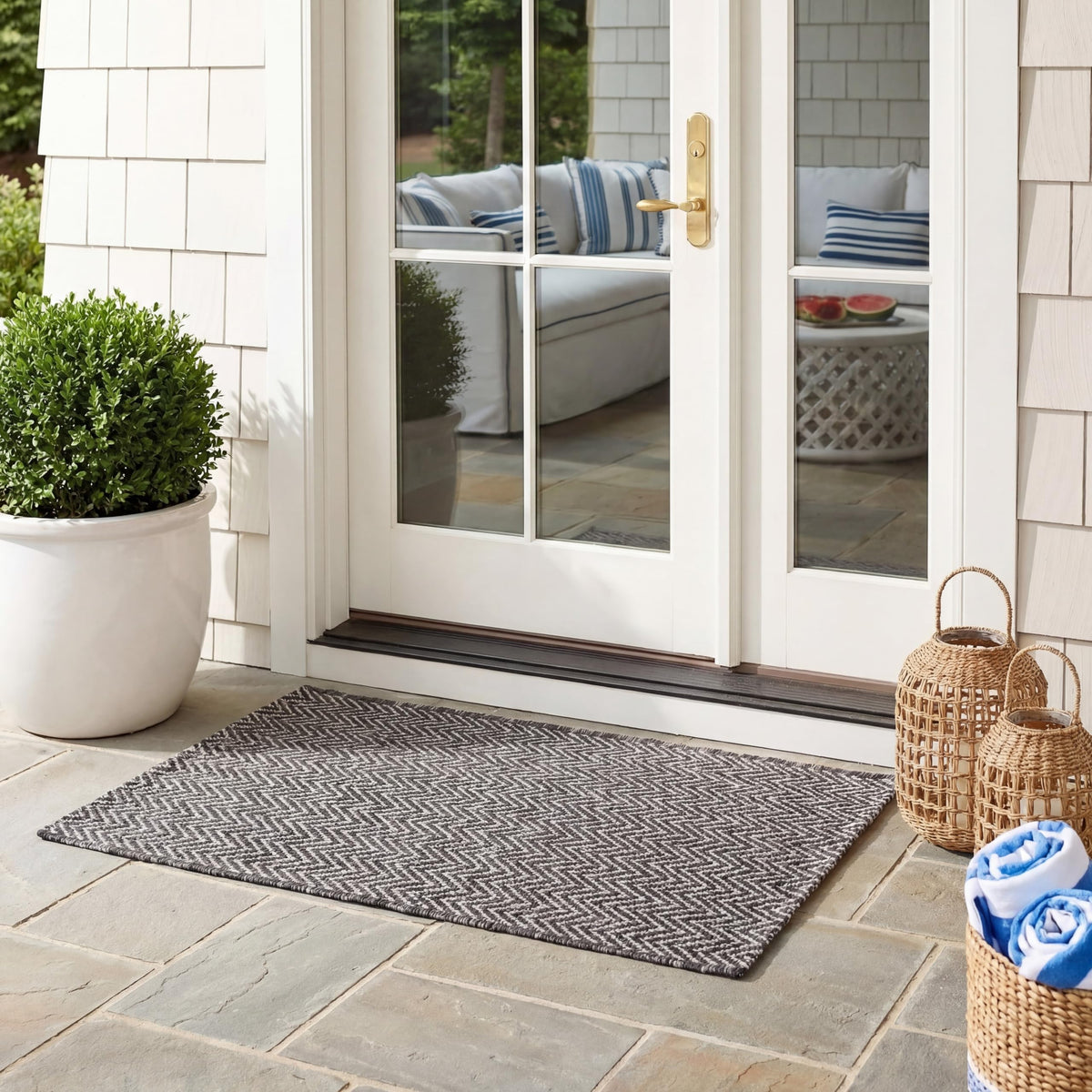SAFAVIEH Courtyard Outdoor Area Rug 5'3"x7'7", Natural & Cream CY8022-03012