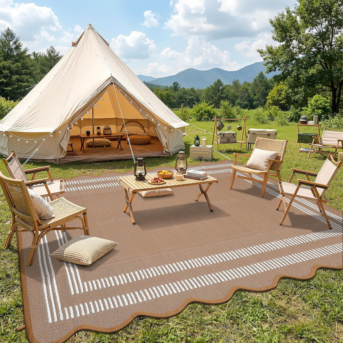 Garvee Scalloped Waterproof Plastic Straw Outdoor Rug 6x9 Brown