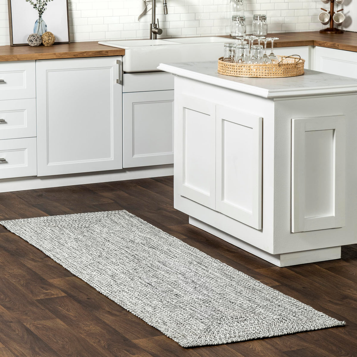 nuLOOM Wynn Tan Solid Power Loomed Indoor/Outdoor Area Rug, 5' x 8'