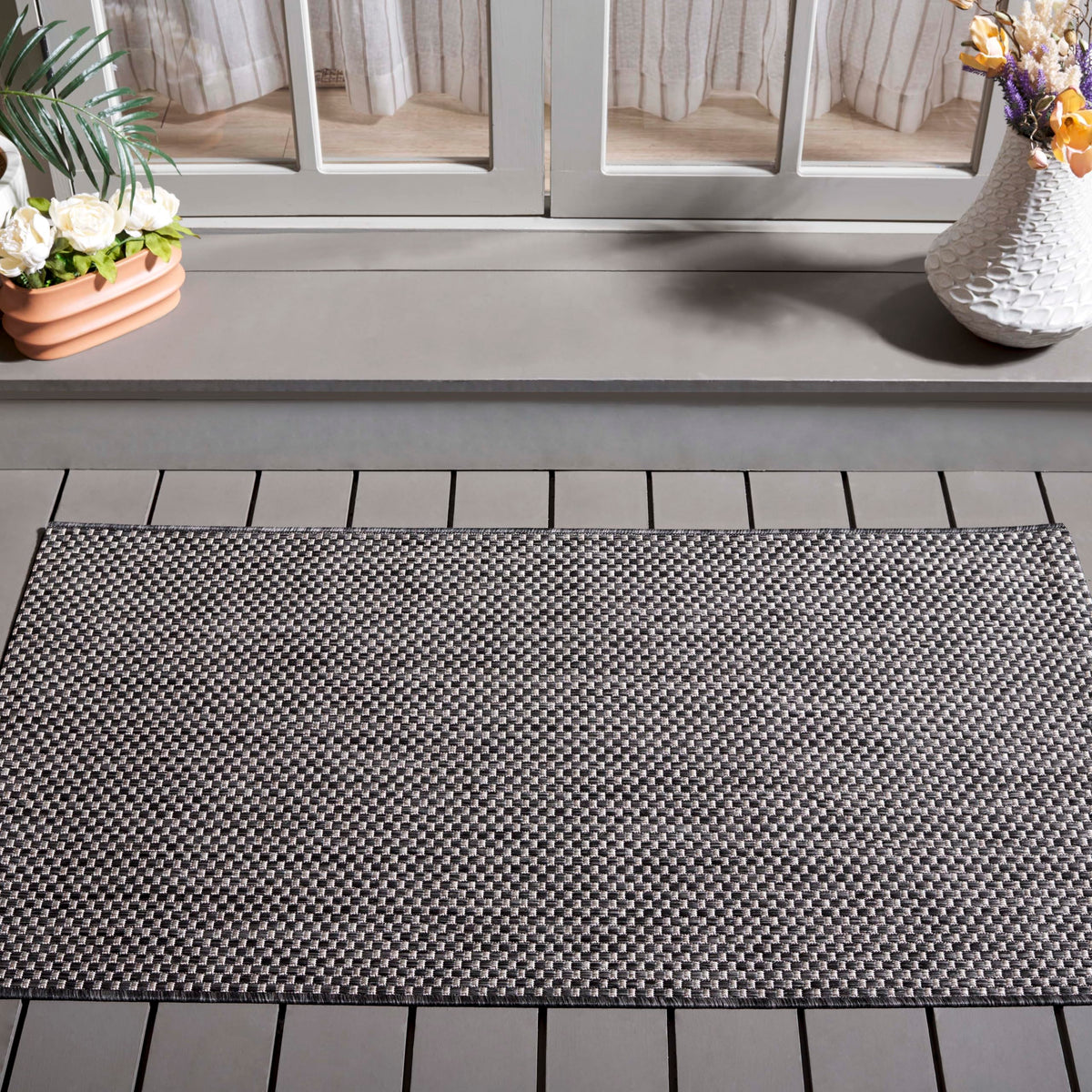 SAFAVIEH Washable Rug Outdoor Courtyard Collection - 8' x 10', Natural & Cream, Non-Shedding & Easy Cleaning, Ideal for Patio, Backyard, Mudroom, DIning Space (CY8521-03012)