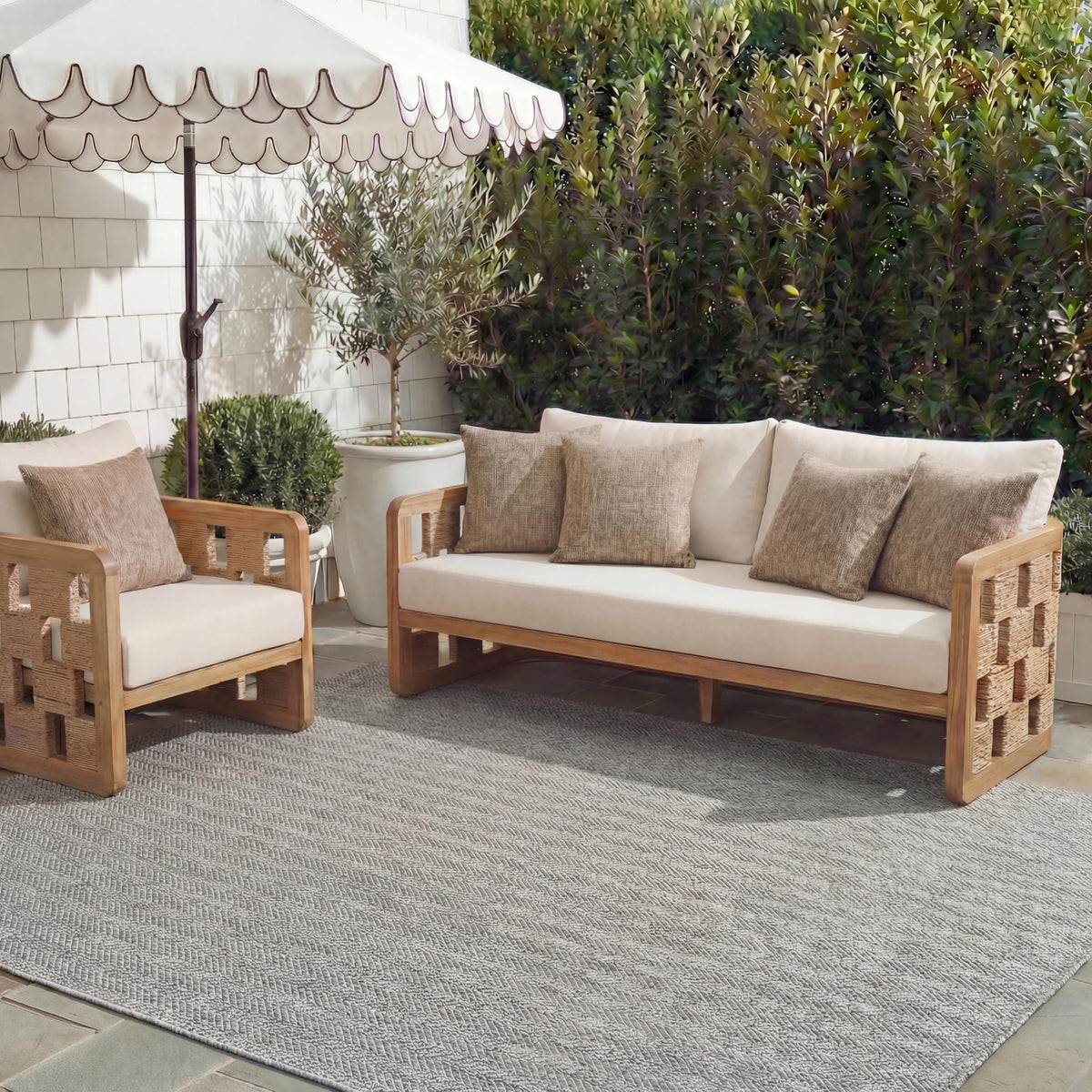 SAFAVIEH Courtyard Outdoor Area Rug 5'3"x7'7", Natural & Cream CY8022-03012
