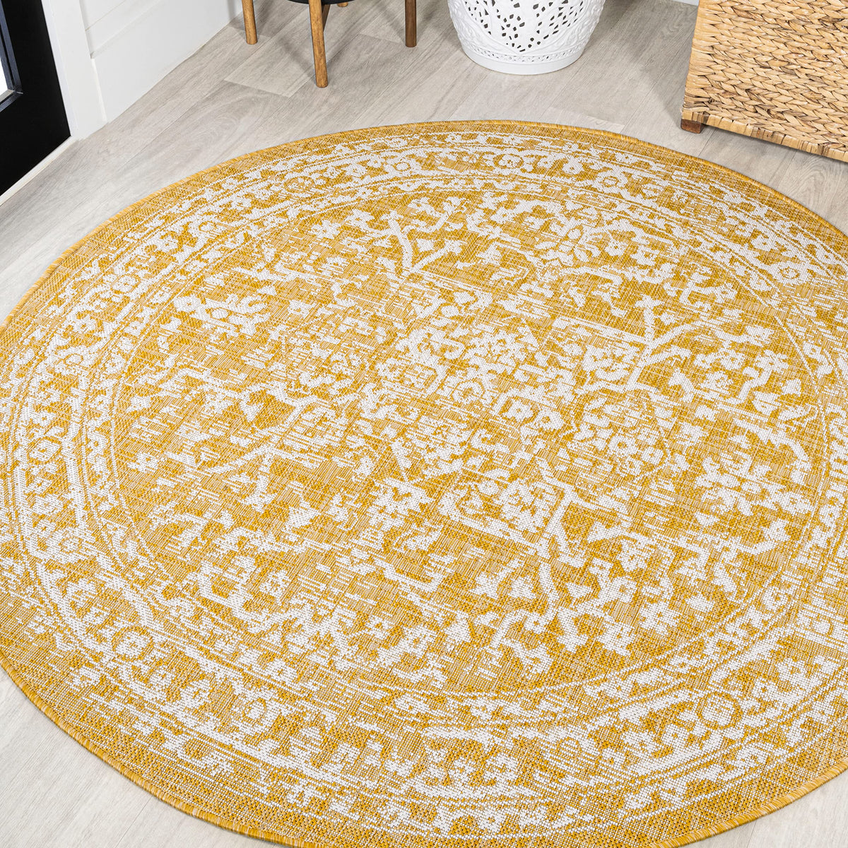 JONATHAN Y Boho Medallion Indoor Outdoor Area Rug 8X10 Black/Gray, Malta Textured Weave for Backyard, Patio, Porch, Easy-Cleaning, High Traffic, Pet-Friendly, Non-Shedding (SMB104C-8)