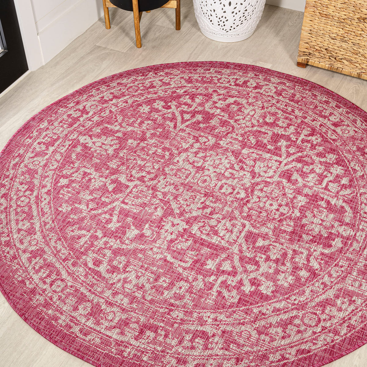 JONATHAN Y Boho Medallion Indoor Outdoor Area Rug 8X10 Black/Gray, Malta Textured Weave for Backyard, Patio, Porch, Easy-Cleaning, High Traffic, Pet-Friendly, Non-Shedding (SMB104C-8)
