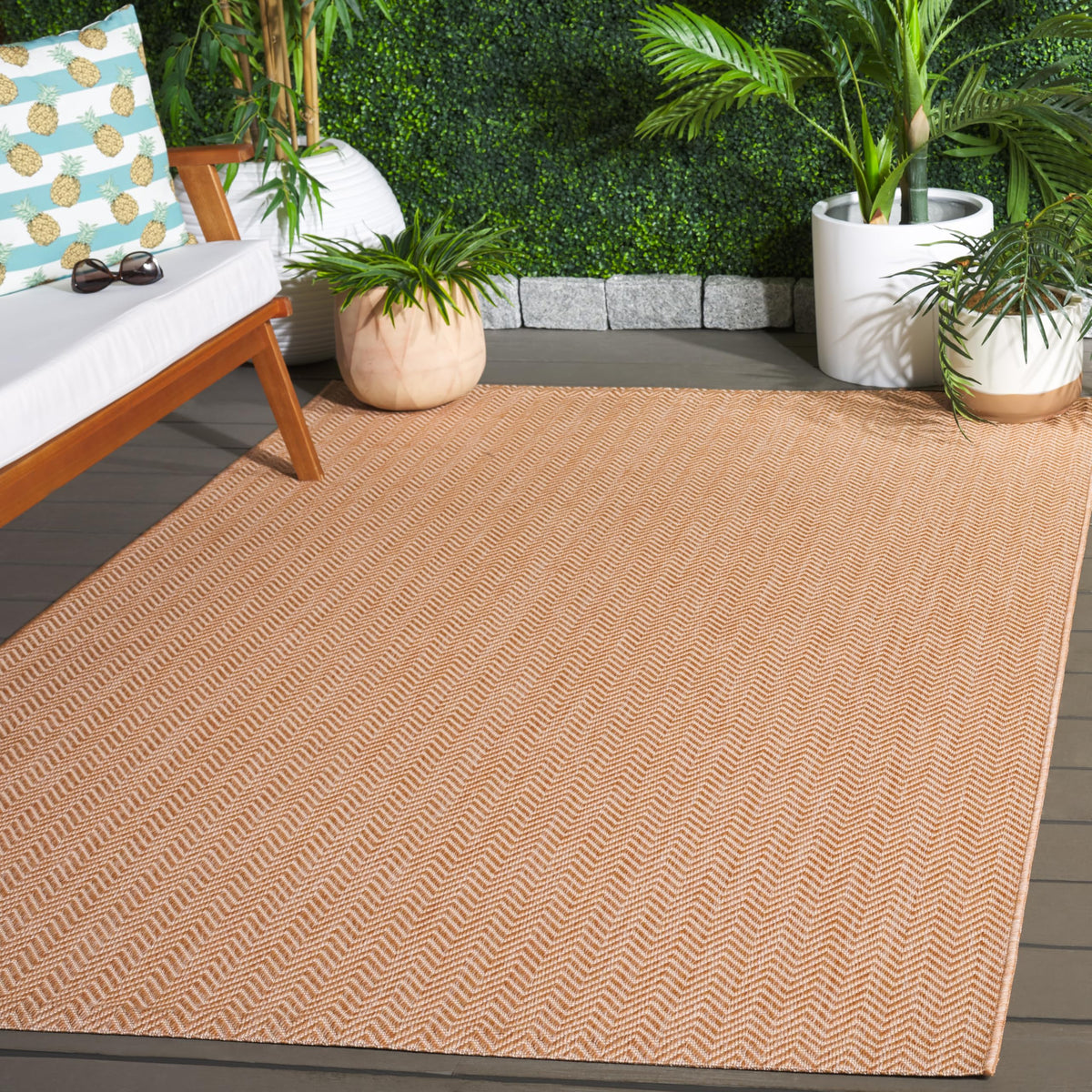 SAFAVIEH Courtyard Outdoor Area Rug 5'3"x7'7", Natural & Cream CY8022-03012