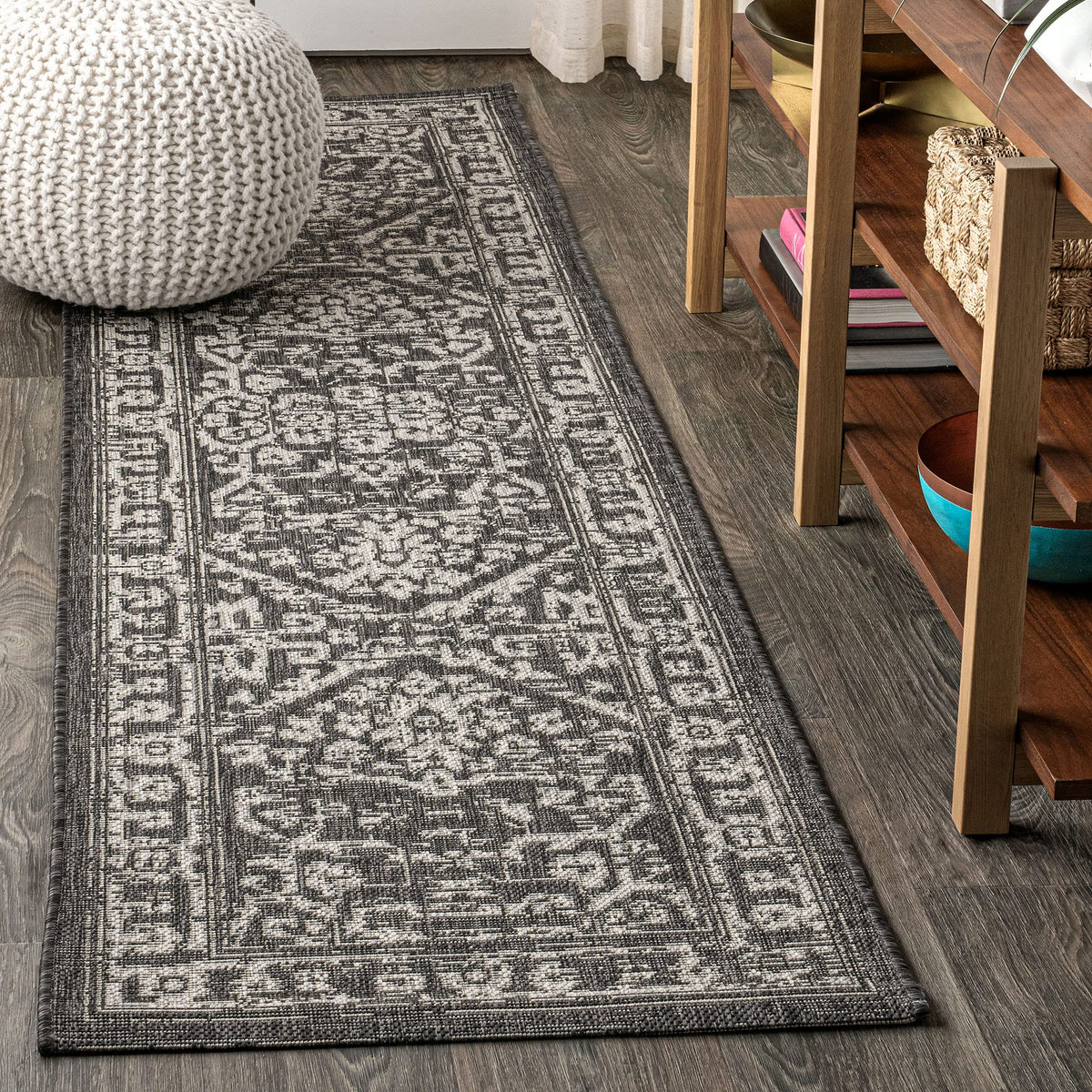 JONATHAN Y Boho Medallion Indoor Outdoor Area Rug 8X10 Black/Gray, Malta Textured Weave for Backyard, Patio, Porch, Easy-Cleaning, High Traffic, Pet-Friendly, Non-Shedding (SMB104C-8)
