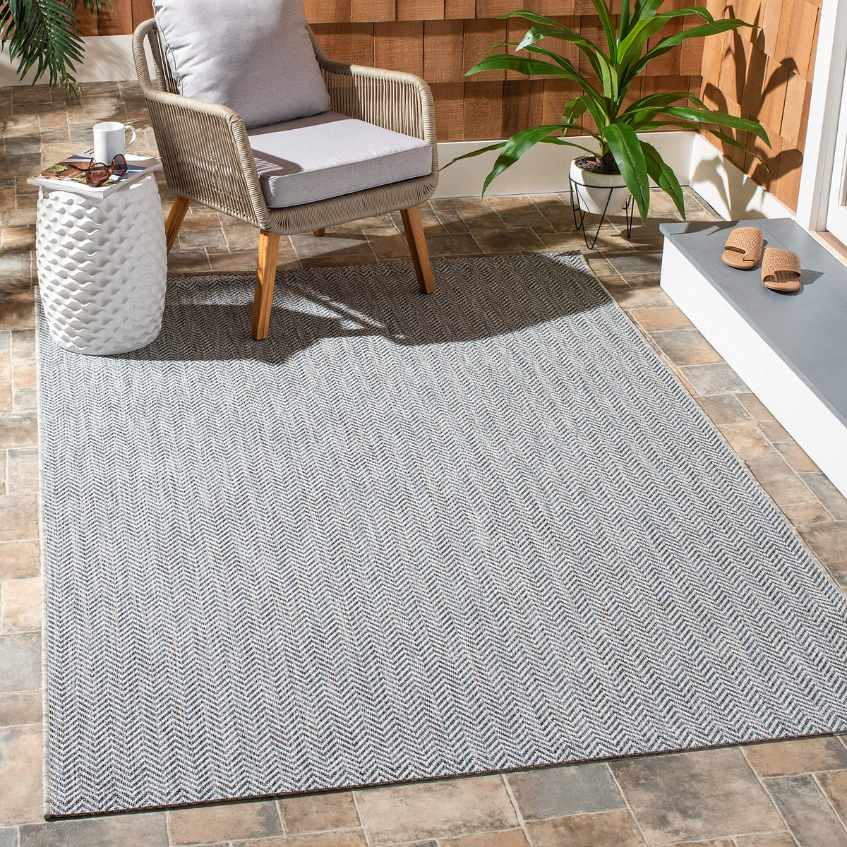 SAFAVIEH Courtyard Outdoor Area Rug 5'3"x7'7", Natural & Cream CY8022-03012