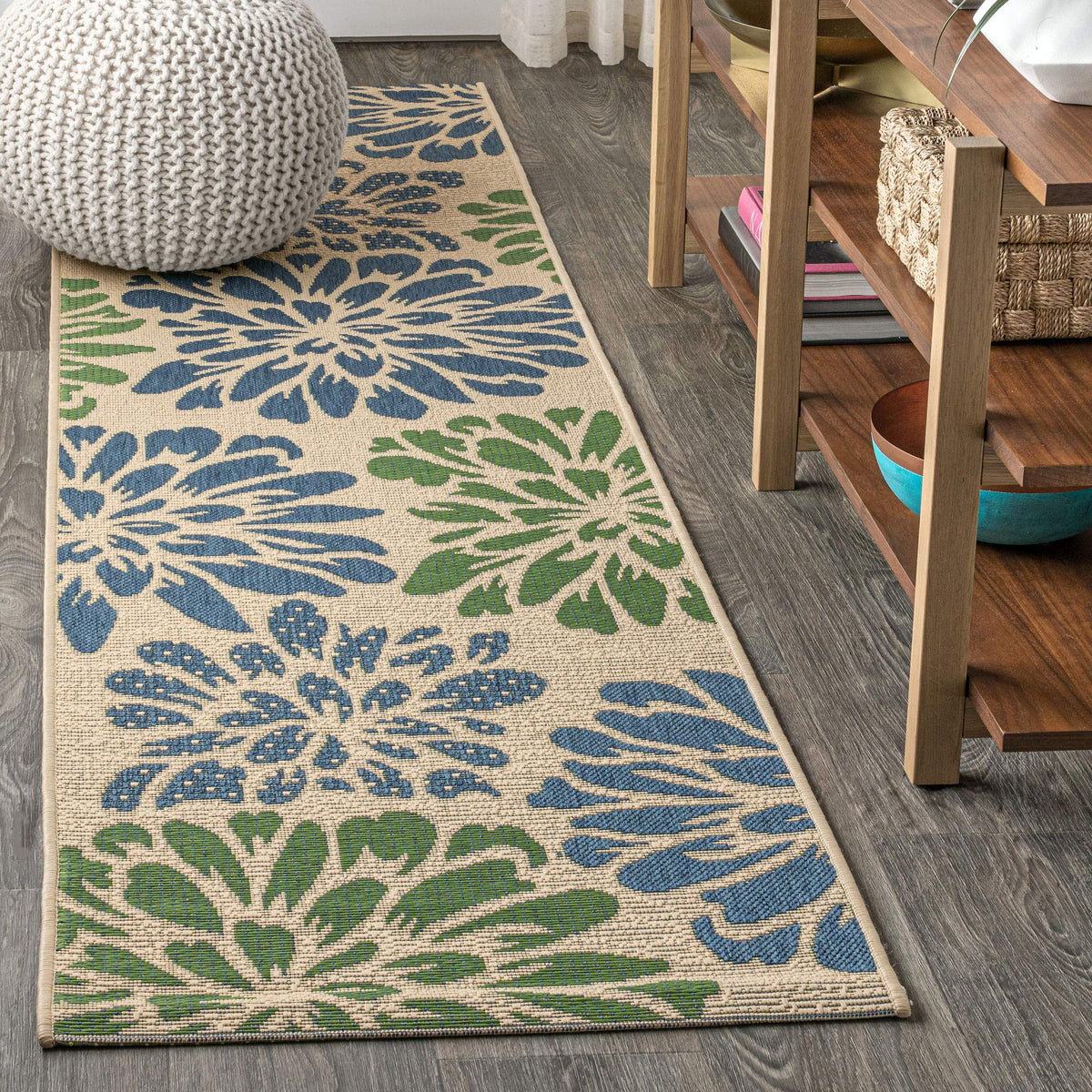 JONATHAN Y Floral Textured Weave Indoor Outdoor Area Rug 8X10 Navy/Green, Zinnia Modern for Backyard, Patio, Porch, Easy-Cleaning, High Traffic, Pet-Friendly, Non-Shedding (SMB110B-8)