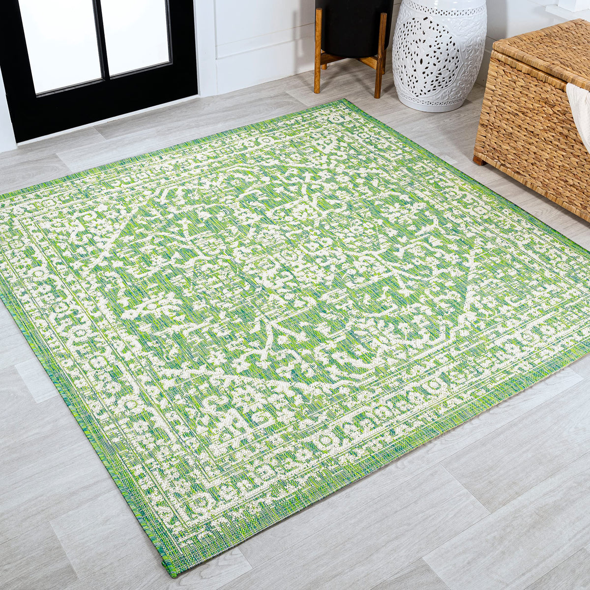 JONATHAN Y Boho Medallion Indoor Outdoor Area Rug 8X10 Black/Gray, Malta Textured Weave for Backyard, Patio, Porch, Easy-Cleaning, High Traffic, Pet-Friendly, Non-Shedding (SMB104C-8)