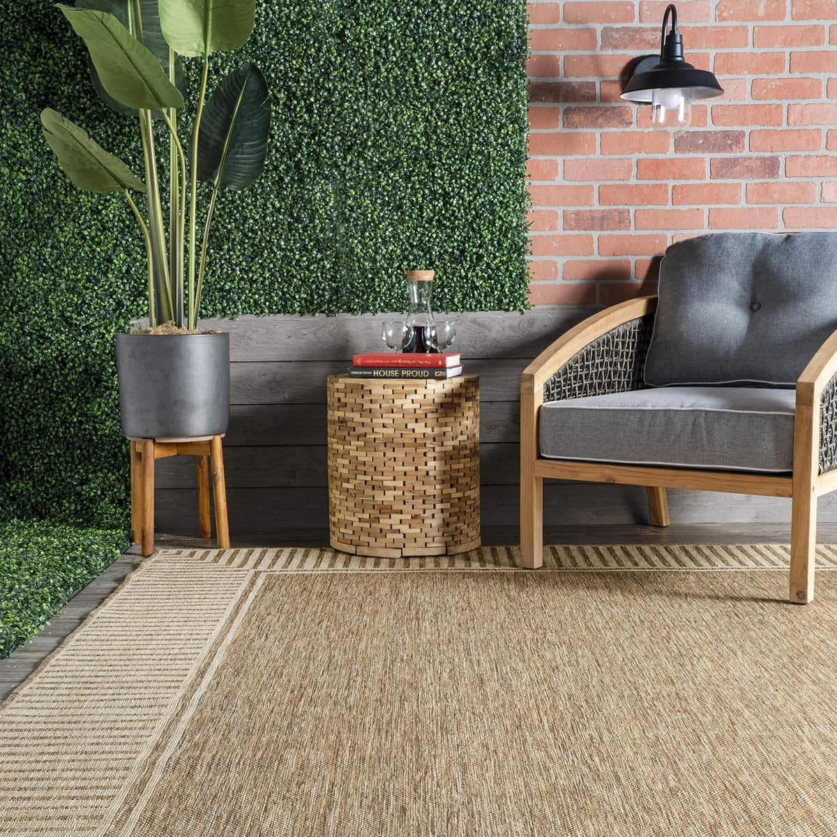 nuLOOM Asha Light Brown Bordered Indoor/Outdoor Area Rug, 5' x 8'