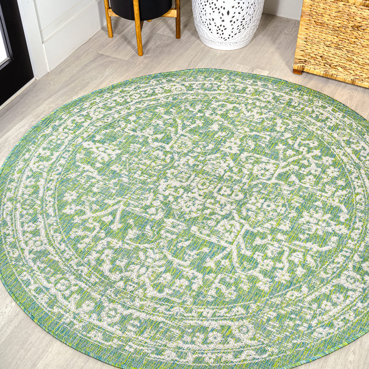 JONATHAN Y Boho Medallion Indoor Outdoor Area Rug 8X10 Black/Gray, Malta Textured Weave for Backyard, Patio, Porch, Easy-Cleaning, High Traffic, Pet-Friendly, Non-Shedding (SMB104C-8)